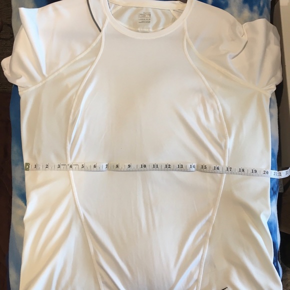 White Nike athletic top - Picture 3 of 7